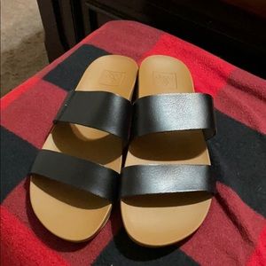 Roxy Sandals